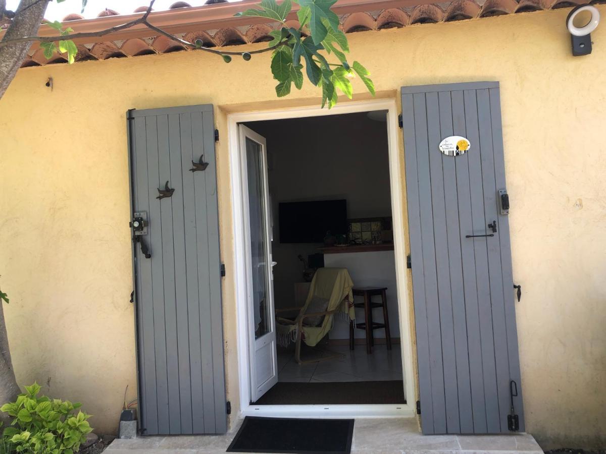 빌르크로즈 Le Cabanon Des Hirondelles 빌라 외부 사진